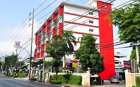 โรงแรมธำรงอินท์